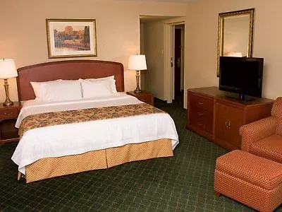 Courtyard By Marriott Toronto Airport Hotel Canada